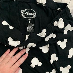 Plus Size Women’s Mickey Leggings